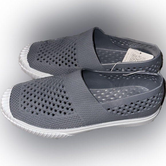 Layer 8 Shoes - COPY - NEW Layer 8 Grey Recovery Shoes Size 10